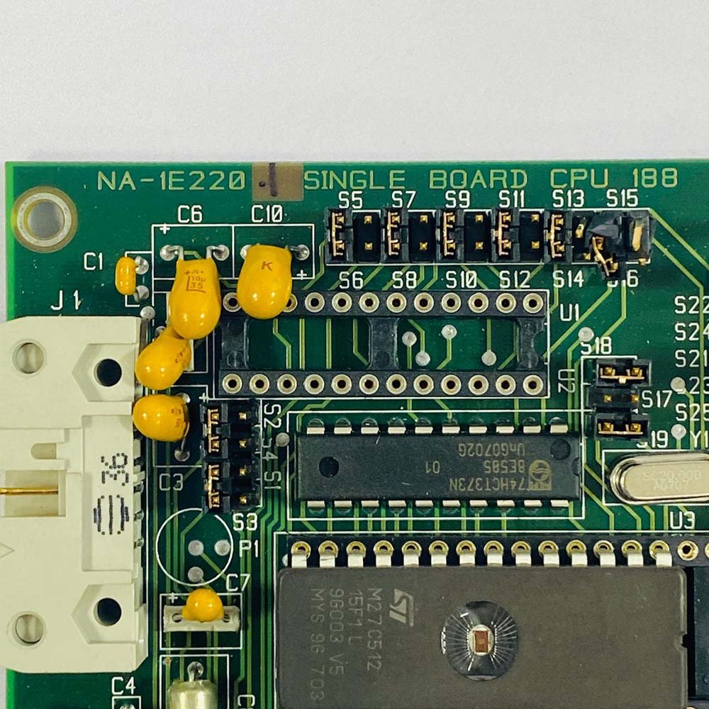 NA-1E220 1 (4)